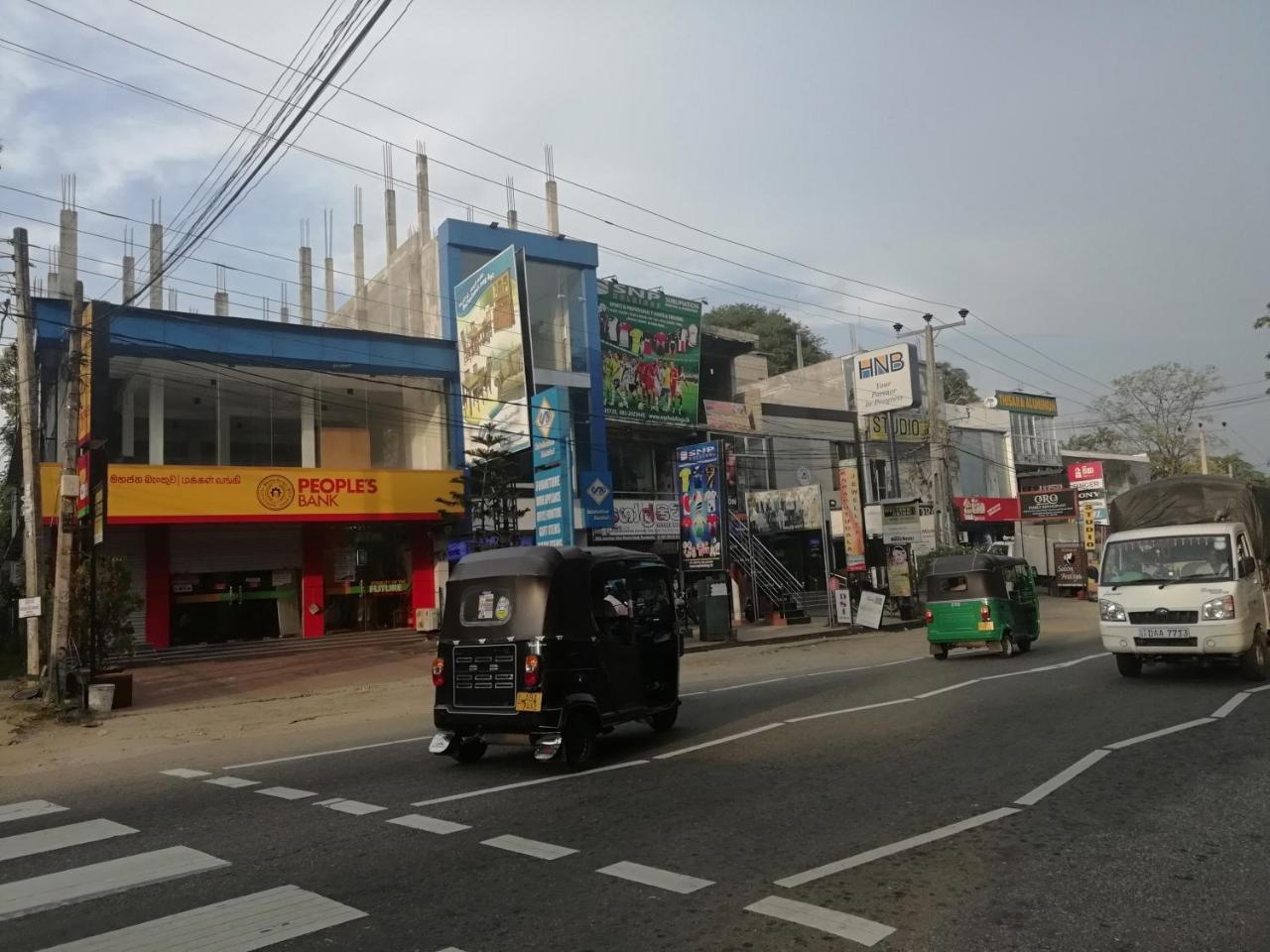 Mahaweli Shades Hotel Канди Екстериор снимка