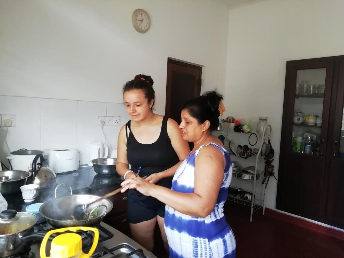 Mahaweli Shades Hotel Канди Екстериор снимка